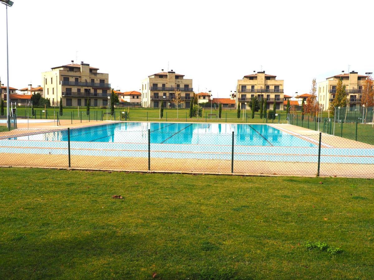 Apartamento Golf Buenas Vistas Cirueña Εξωτερικό φωτογραφία