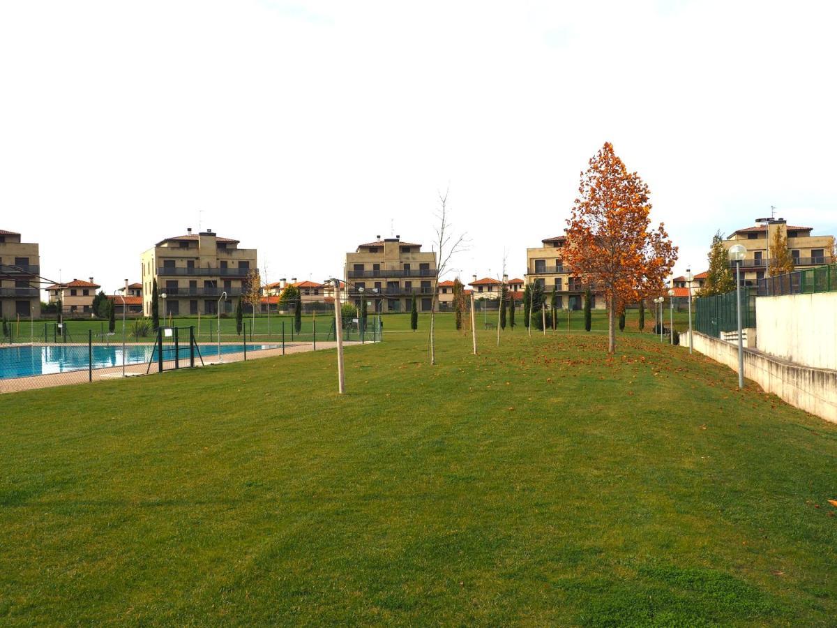 Apartamento Golf Buenas Vistas Cirueña Εξωτερικό φωτογραφία