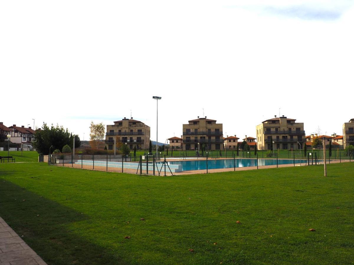 Apartamento Golf Buenas Vistas Cirueña Εξωτερικό φωτογραφία